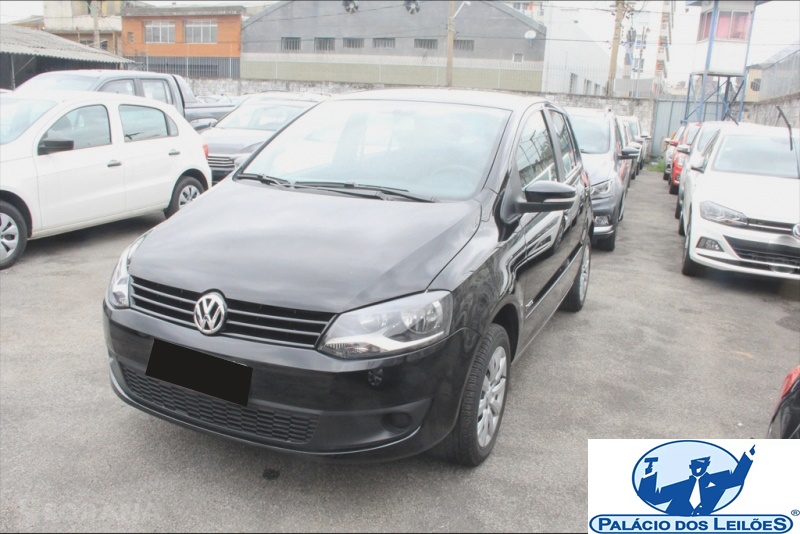 Volkswagen FOX 1.6 MI 8V  ANO 2013