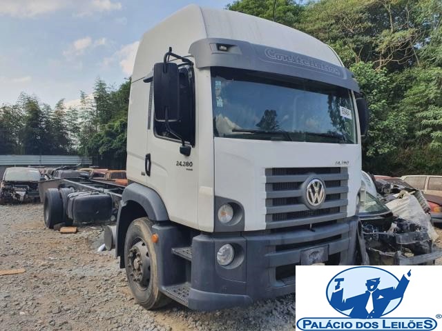 VOLKSWAGEN CONSTELLATION 24.280 6.9 I6 ANO 2020